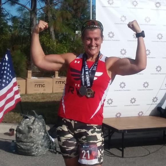 Meet Your Posher : Natashiia - Picture 5 of 8